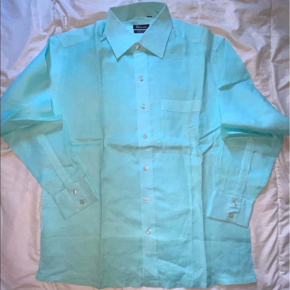 Salvi, 100% Linen Shirt, very calm light green colour. Size 42, pit to pit 23.”